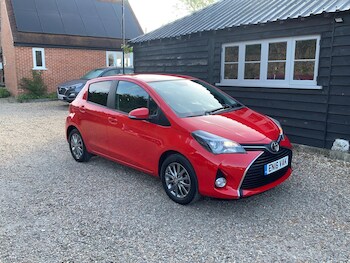 Used Toyota Yaris 2016 for sale - 78374987: Photo