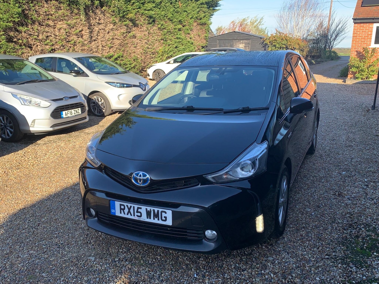 Used Toyota Prius+ 2015 for sale - 76644762: Photo 3