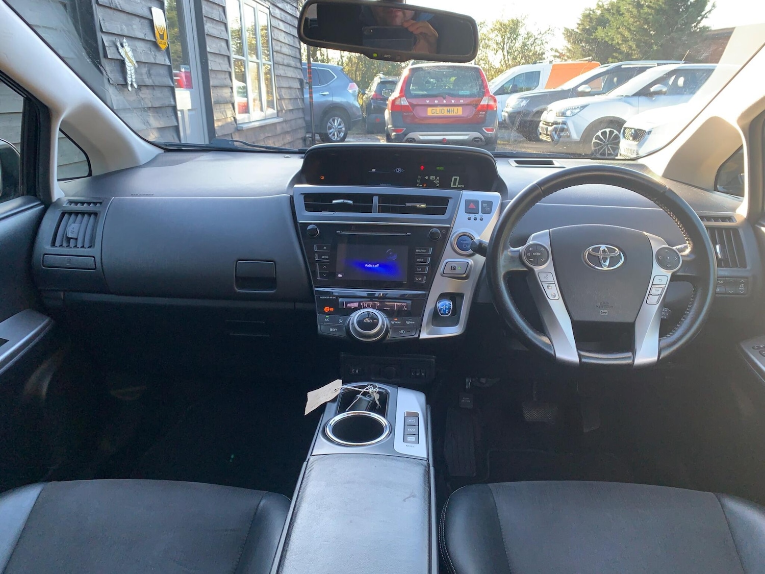 Used Toyota Prius+ 2015 for sale - 76644762: Photo 8