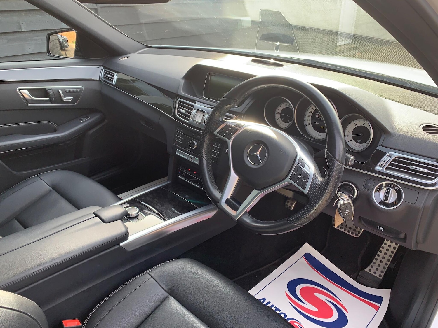 Used Mercedes-Benz E Class 2015 for sale - 77586626: Photo 10