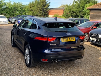 Used Jaguar F-Pace 2016 for sale - 78601898: Photo