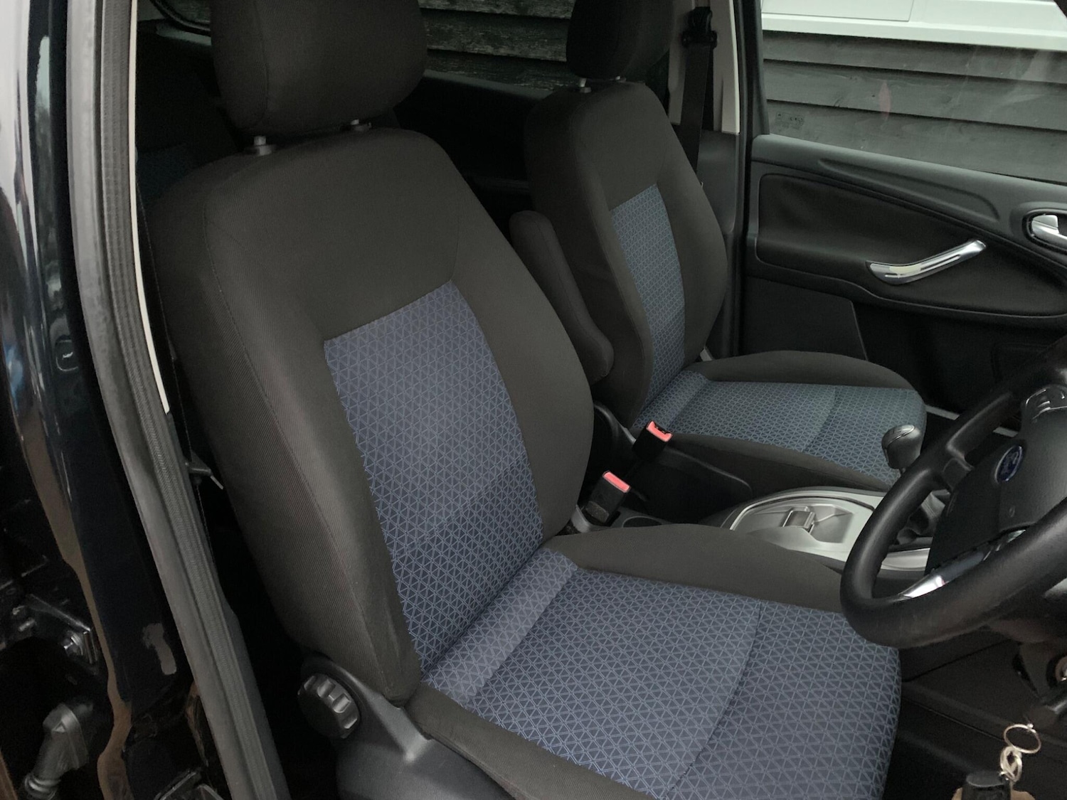 Used Ford Galaxy 2009 for sale - 76952359: Photo 13