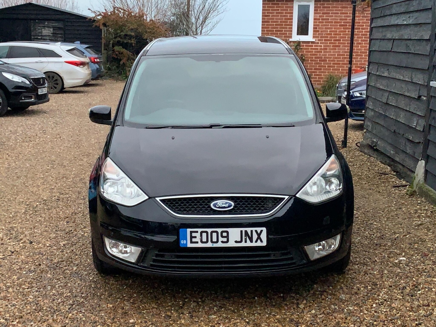 Used Ford Galaxy 2009 for sale - 76952359: Photo 2