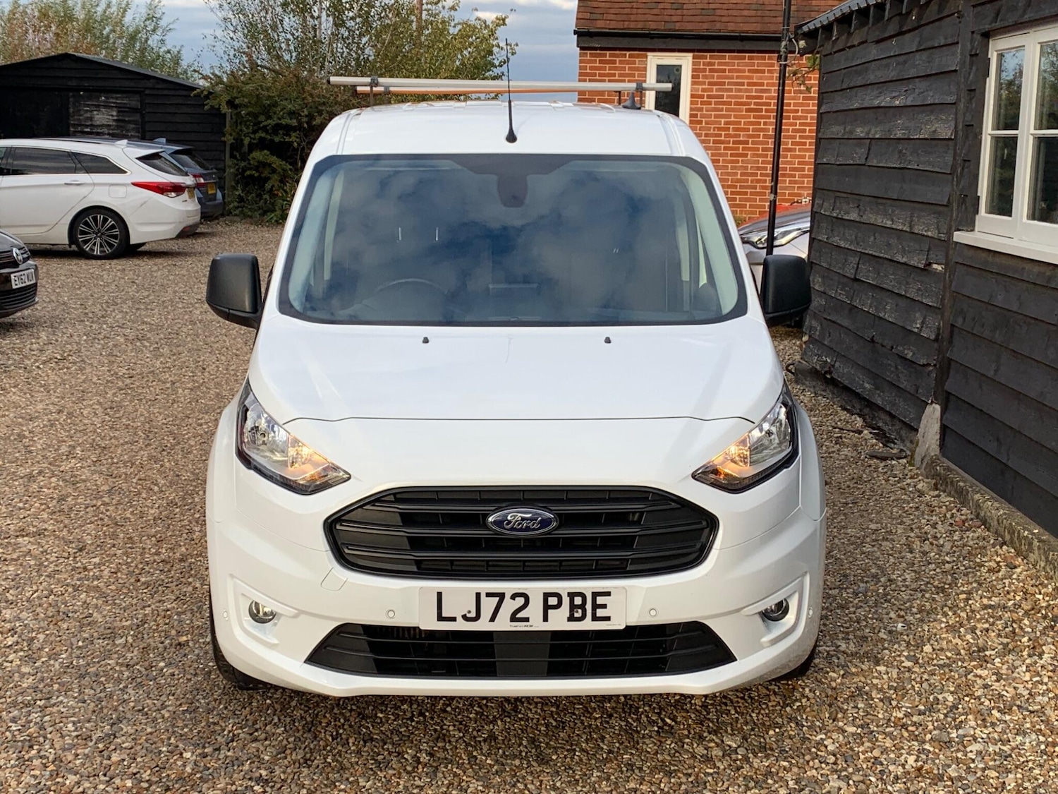 Used Ford Transit Connect 2023 for sale - 76996035: Photo 2