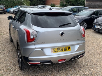 Used Ssangyong Tivoli 2020 for sale - 75697085: Photo