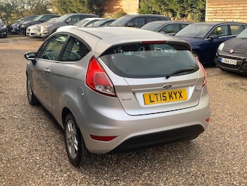 Used Ford Fiesta 2015 for sale - 77074763: Photo