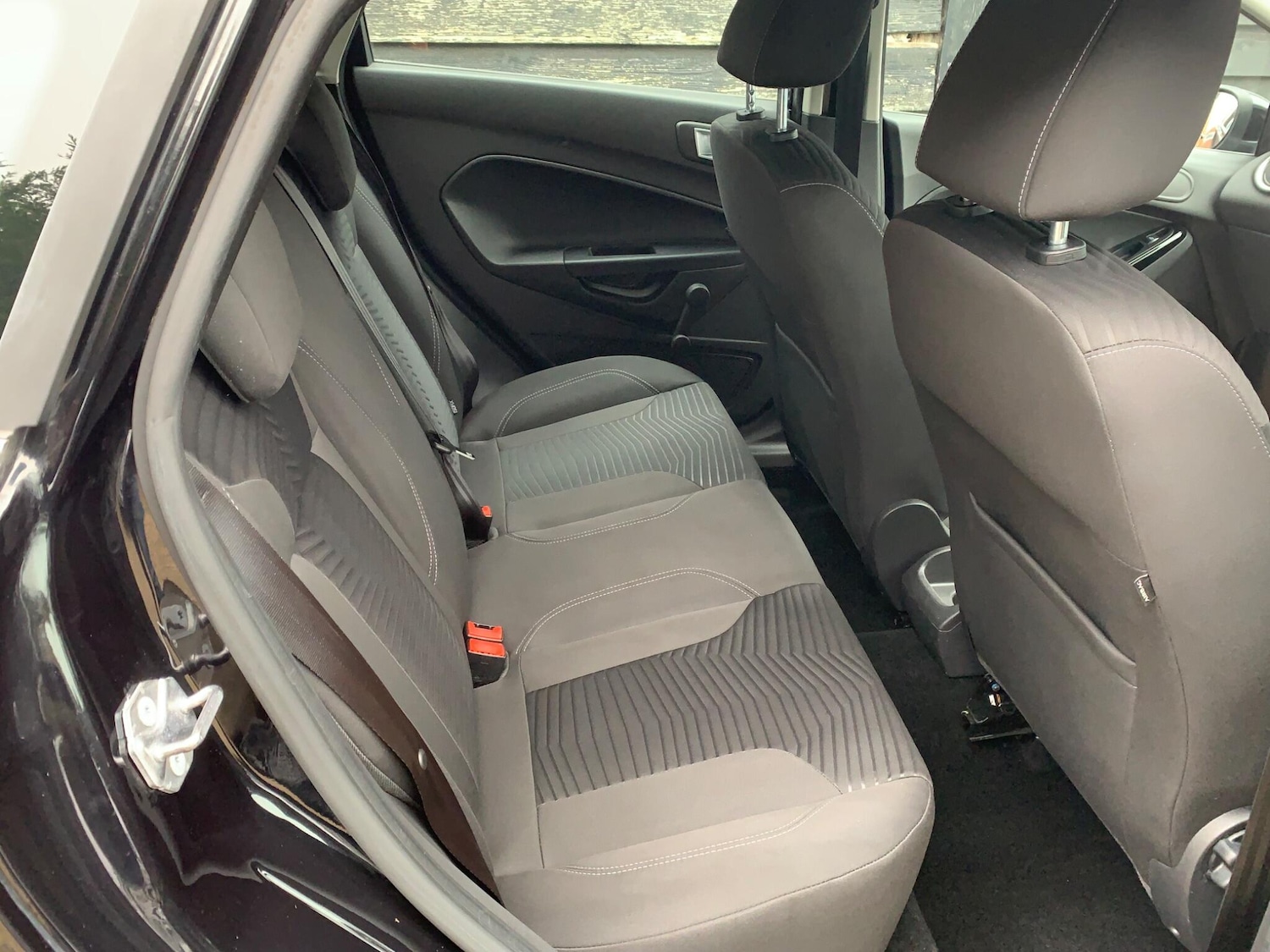 Used Ford Fiesta 2015 for sale - 77799373: Photo 13