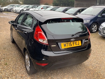 Used Ford Fiesta 2015 for sale - 77799373: Photo