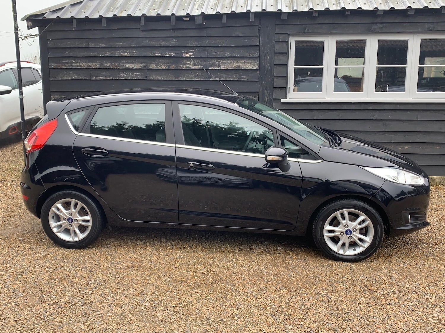 Used Ford Fiesta 2015 for sale - 77799373: Photo 7