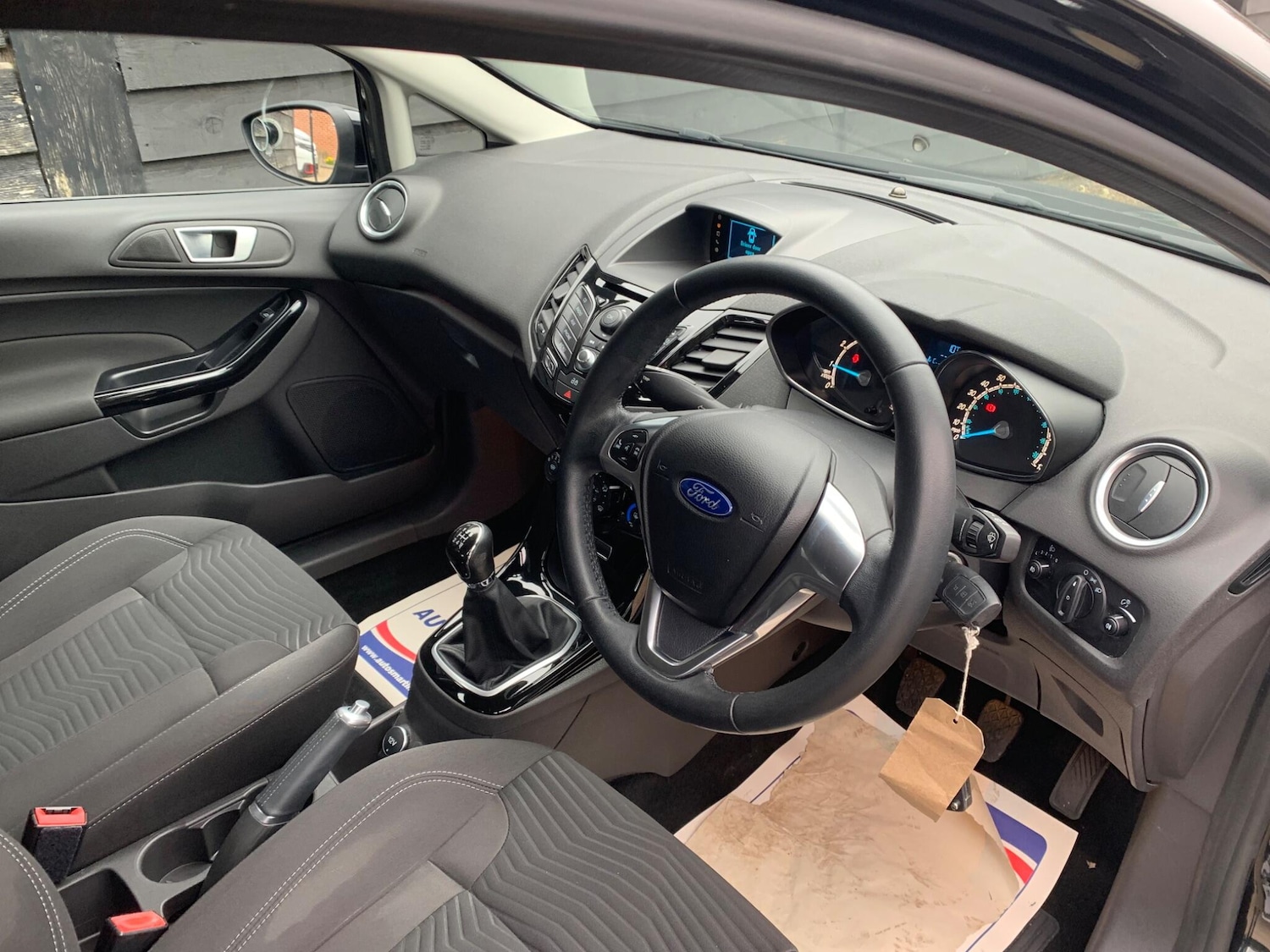 Used Ford Fiesta 2015 for sale - 77799373: Photo 9