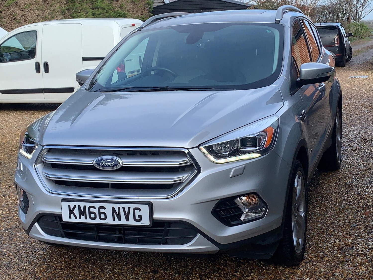 Used Ford Kuga 2017 for sale - 77396132: Photo 2