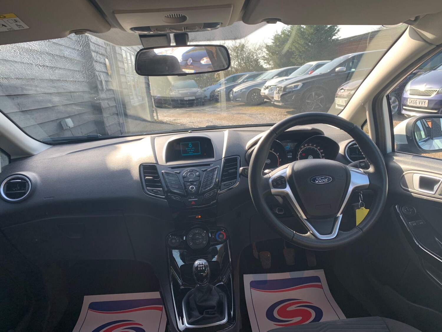 Used Ford Fiesta 2015 for sale - 77683025: Photo 8