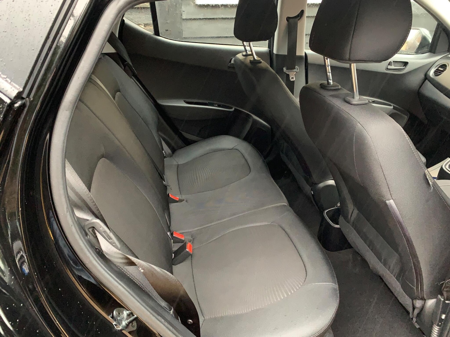 Used Hyundai i10 2017 for sale - 77238146: Photo 10