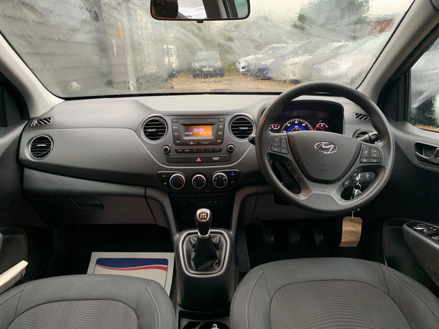 Used Hyundai i10 2017 for sale - 77238146: Photo 4