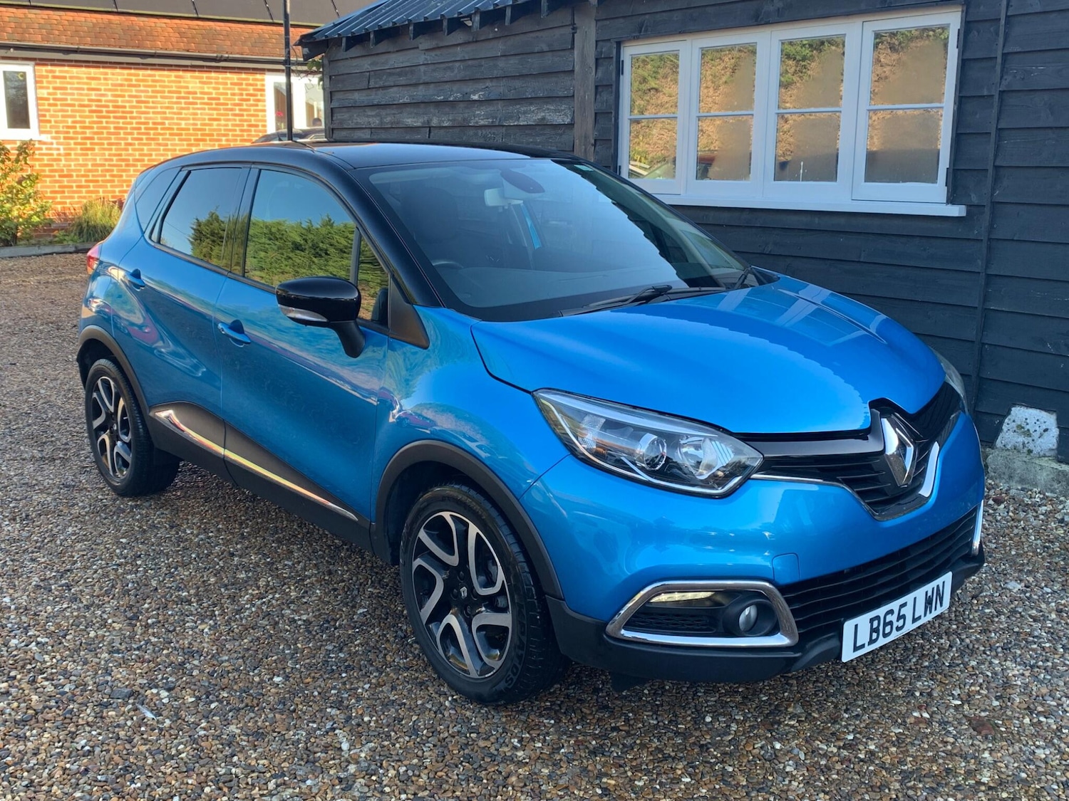 Used Renault Captur 2016 for sale - 76667281: Photo 1