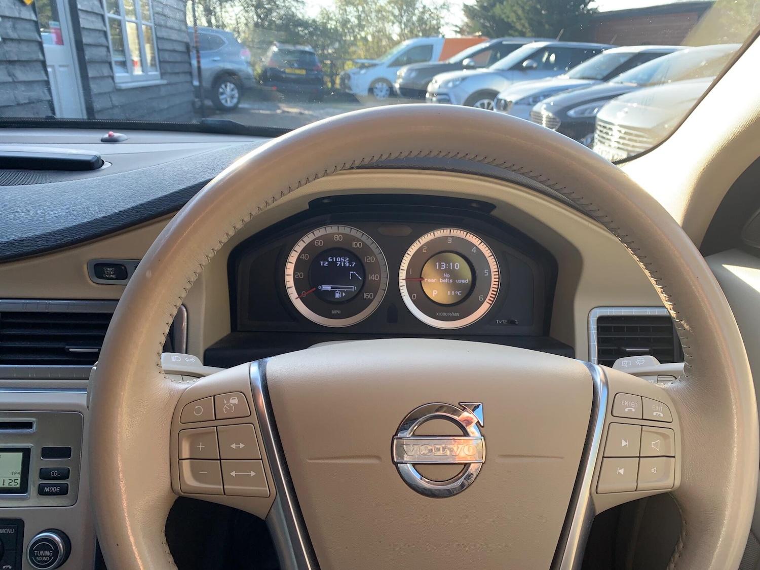 Used Volvo XC70 2010 for sale - 76644757: Photo 22