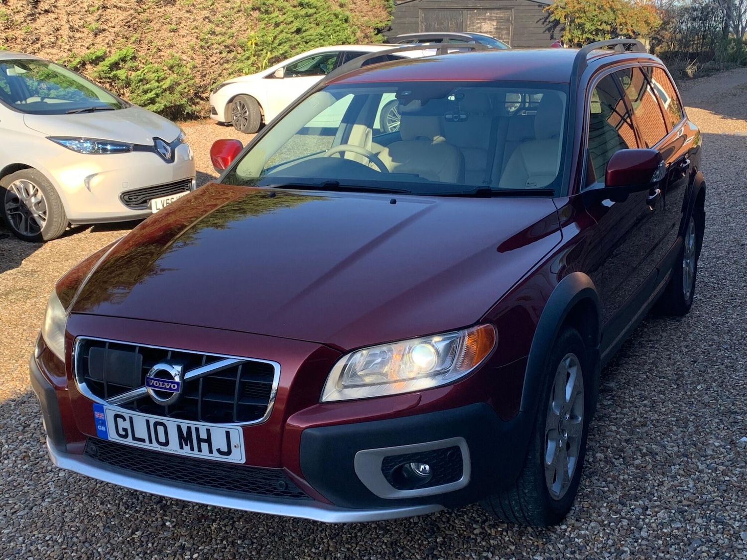 Used Volvo XC70 2010 for sale - 76644757: Photo 3