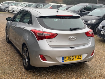 Used Hyundai i30 2016 for sale - 77807926: Photo