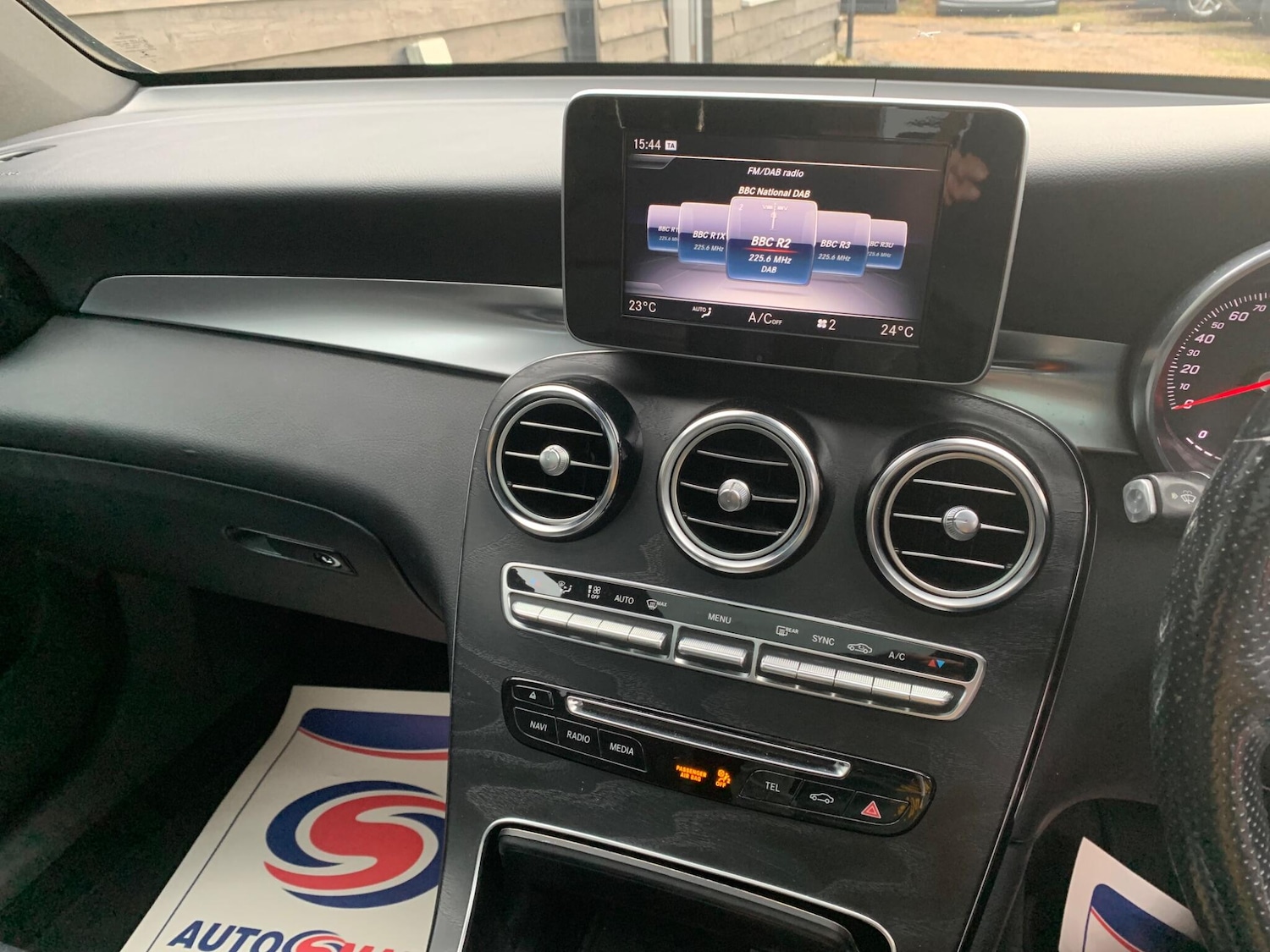 Used Mercedes-Benz GLC 2019 for sale - 76485908: Photo 18