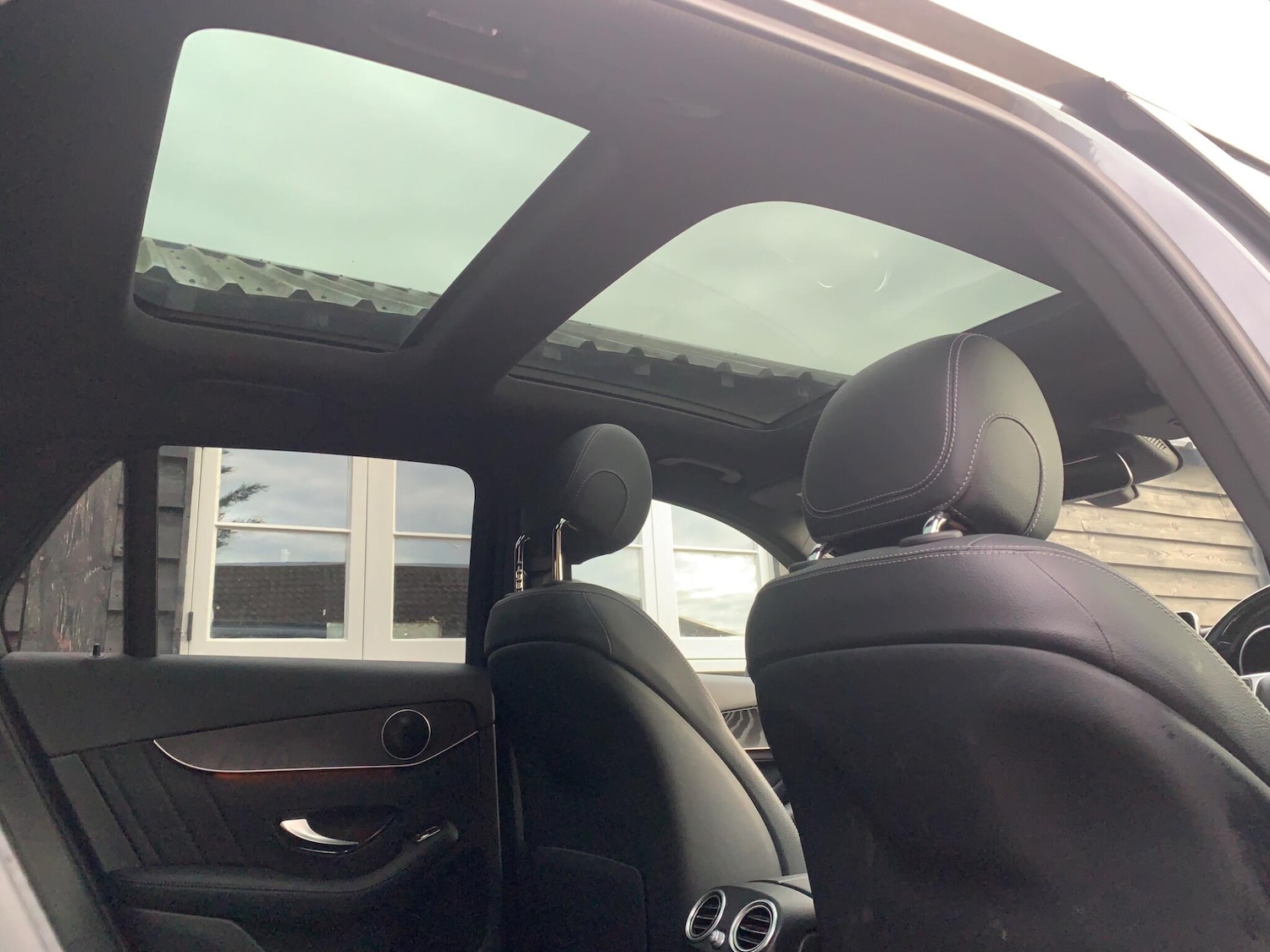 Used Mercedes-Benz GLC 2019 for sale - 76485908: Photo 24