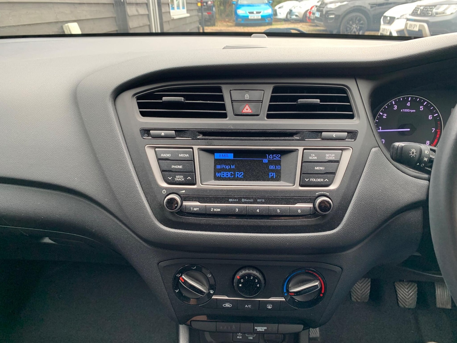 Used Hyundai i20 2017 for sale - 76021226: Photo 19