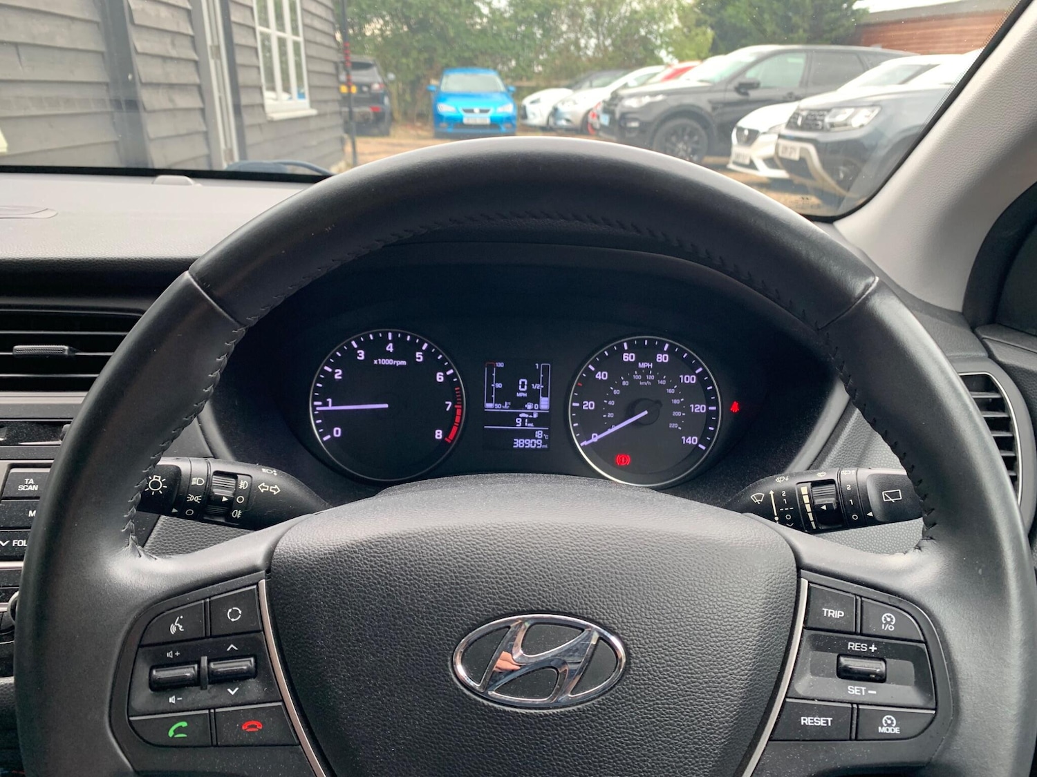 Used Hyundai i20 2017 for sale - 76021226: Photo 23