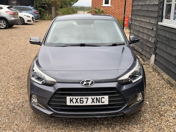 Used Hyundai i20 2017 for sale - 76021226: Photo