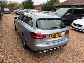 Used Mercedes-Benz C Class 2018 for sale - 79697913: Photo