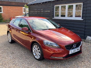 Used Volvo V40 2013 for sale - 78608814: Photo