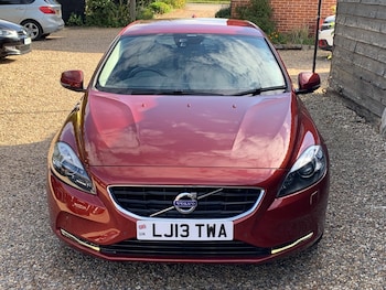 Used Volvo V40 2013 for sale - 78608814: Photo