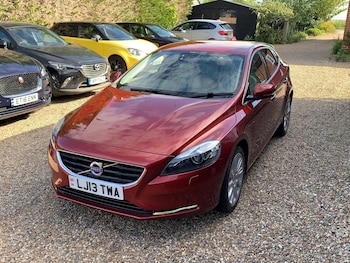 Used Volvo V40 2013 for sale - 78608814: Photo