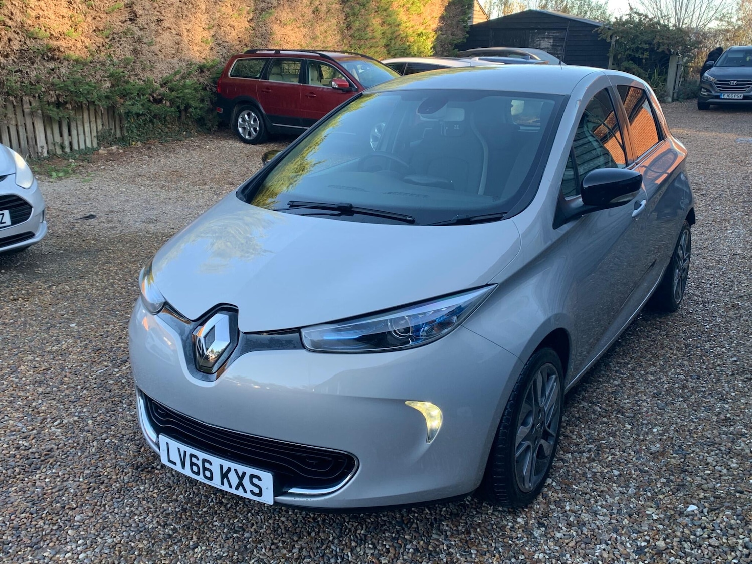 Used Renault Zoe for sale - 76656983: Photo 3