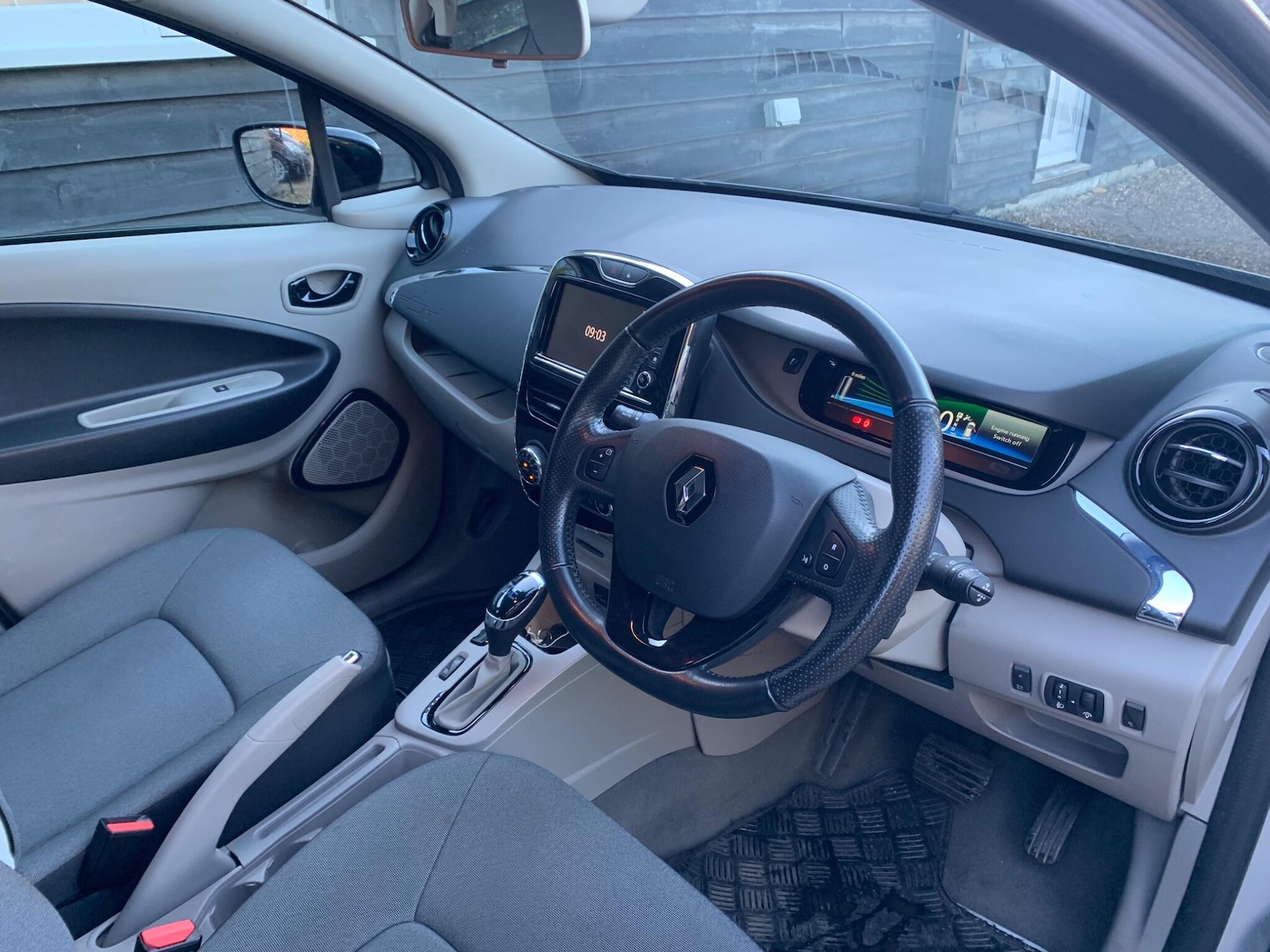 Used Renault Zoe for sale - 76656983: Photo 9