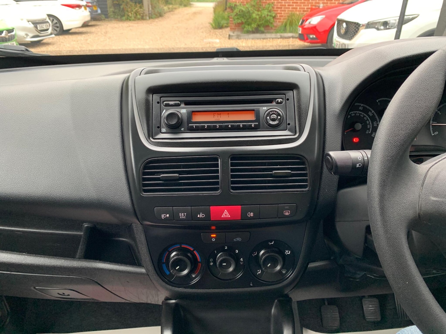 Used Vauxhall Combo 2014 for sale - 76282632: Photo 13