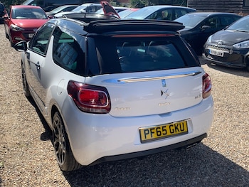Used DS Automobiles DS 3 Cabrio 2016 for sale - 75728946: Photo