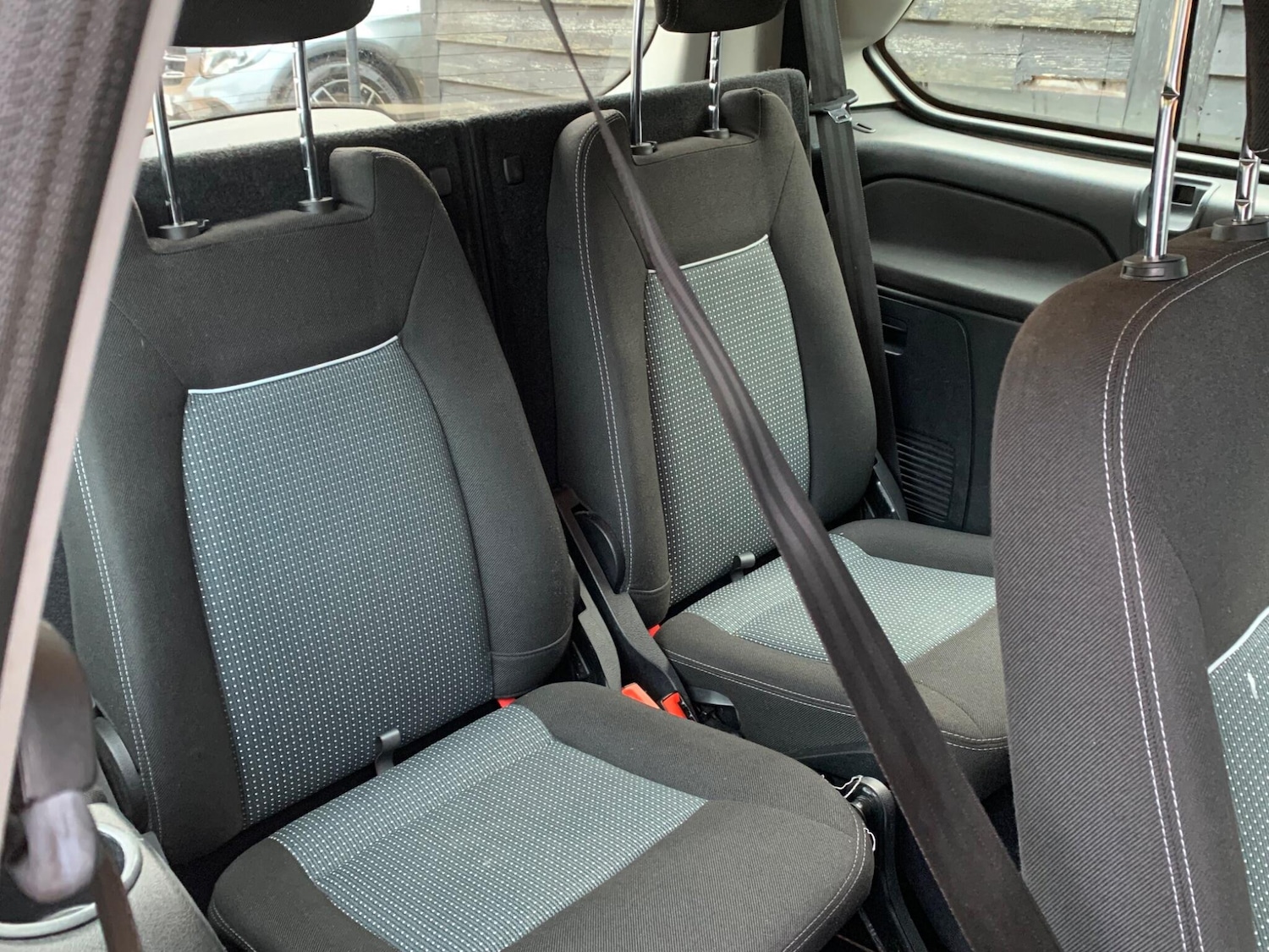 Used Ford Galaxy 2011 for sale - 77163316: Photo 15