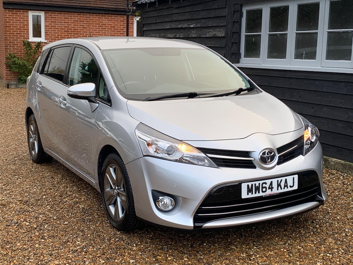 Used Toyota Verso 2015 for sale - 76689323: Photo 1