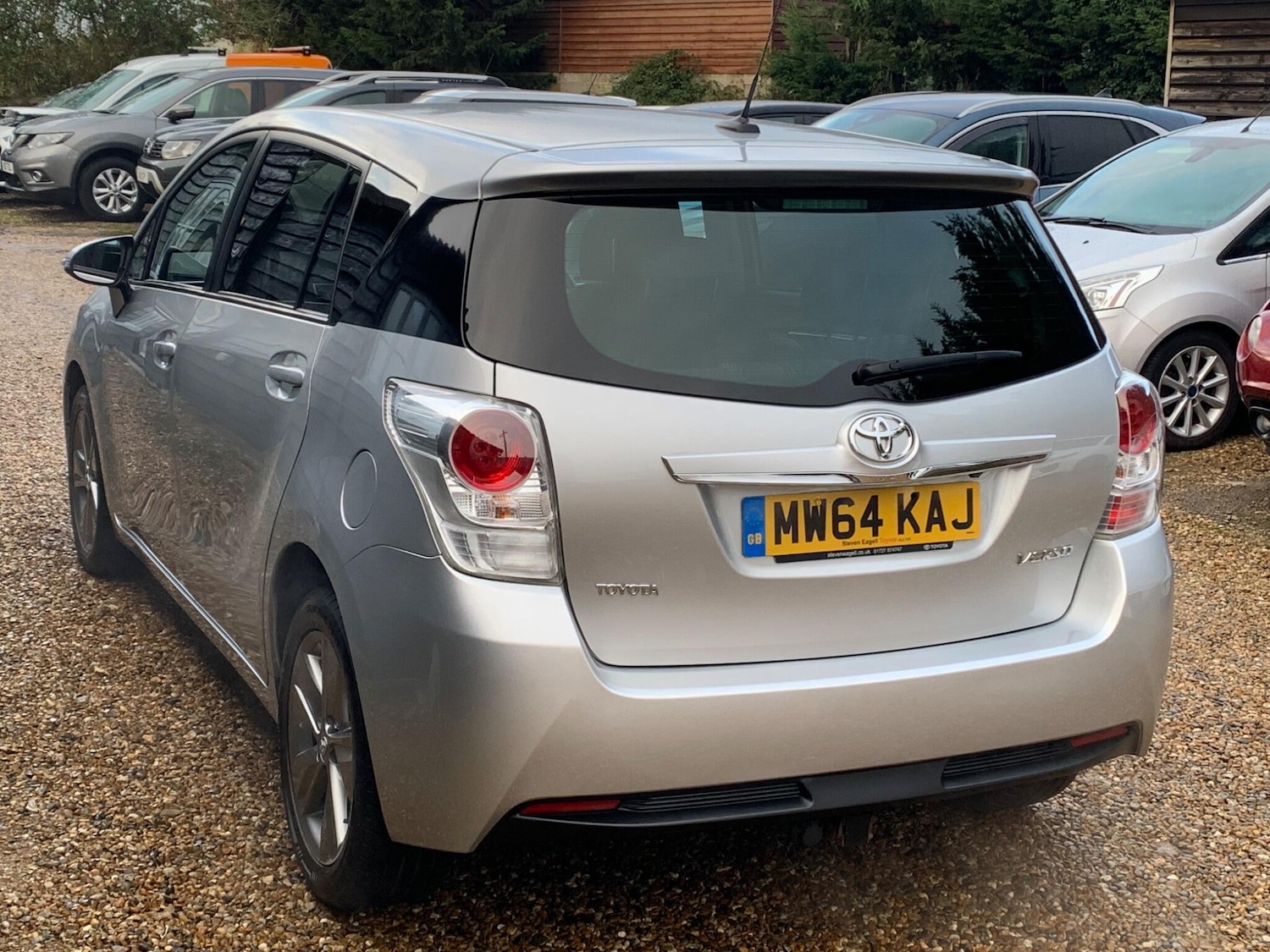 Used Toyota Verso 2015 for sale - 76689323: Photo 4