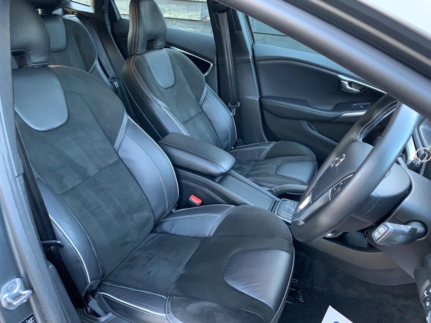 Used Volvo V40 2016 for sale - 77314624: Photo 14