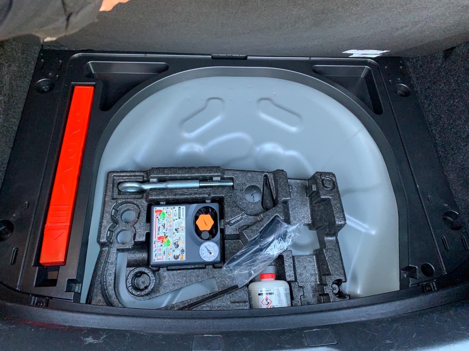 Used Volvo V40 2016 for sale - 77314624: Photo 29