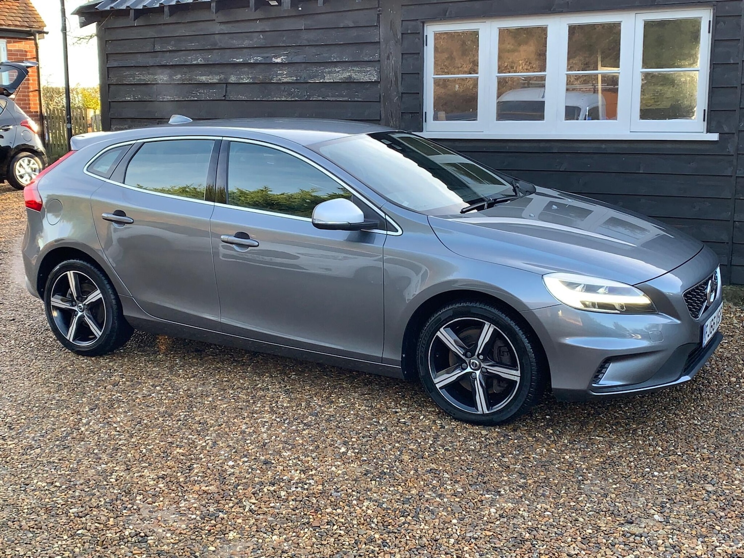 Used Volvo V40 2016 for sale - 77314624: Photo 5