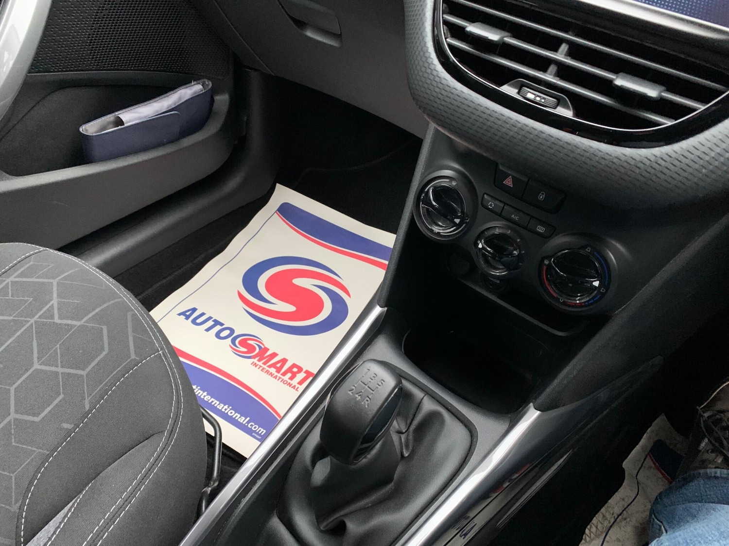 Used Peugeot 2008 2016 for sale - 76765453: Photo 10