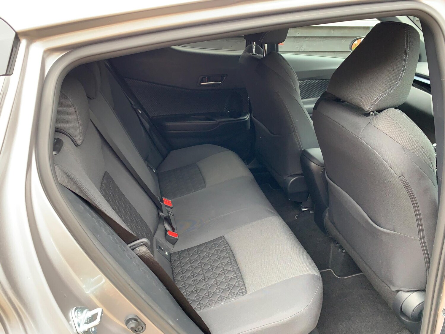 Used Toyota C-HR 2021 for sale - 76200915: Photo 13