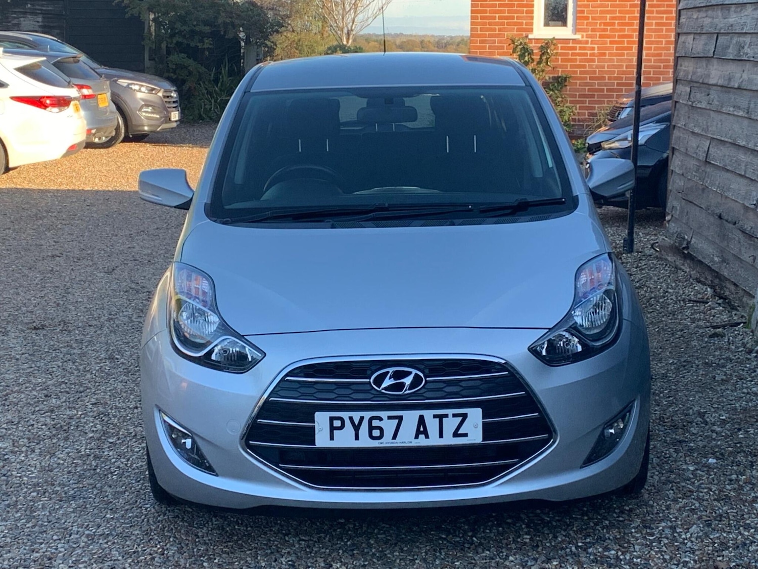 Used Hyundai Ix20 2017 for sale - 76997309: Photo 2