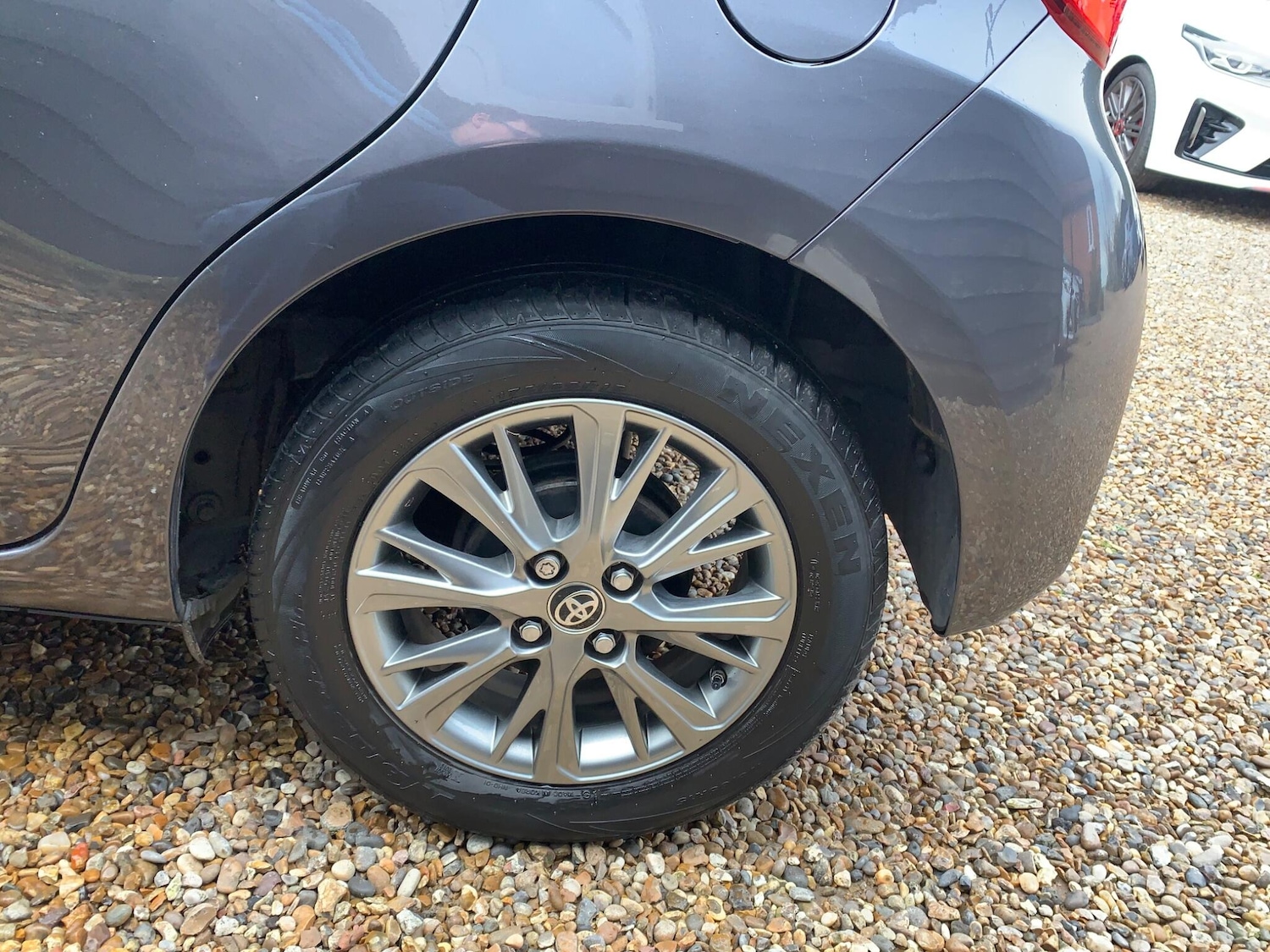 Used Toyota Yaris 2020 for sale - 76996101: Photo 18