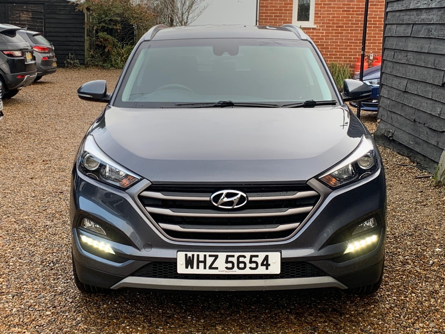 Used Hyundai TUCSON 2017 for sale - 76913650: Photo 2