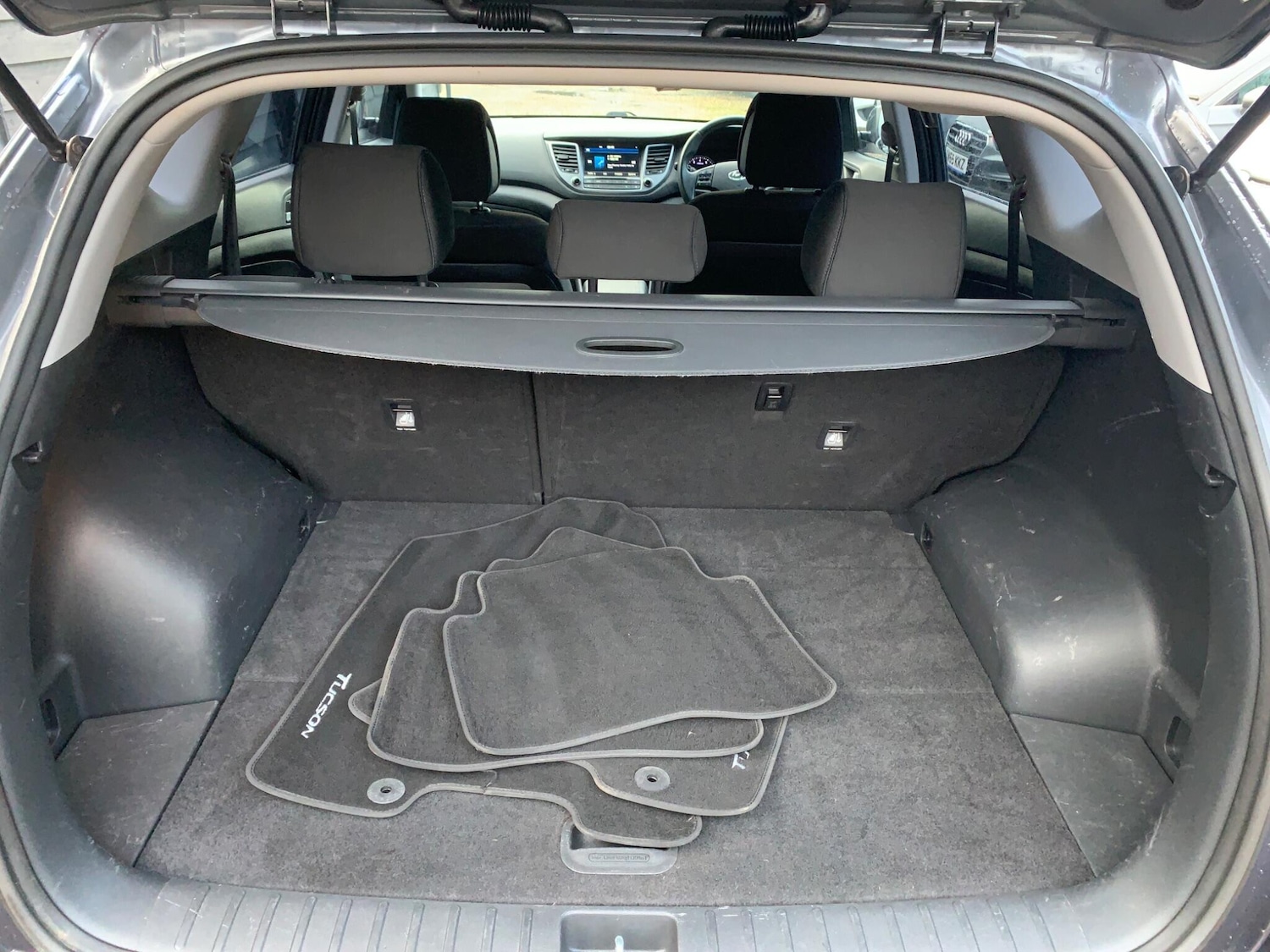 Used Hyundai TUCSON 2017 for sale - 76913650: Photo 24