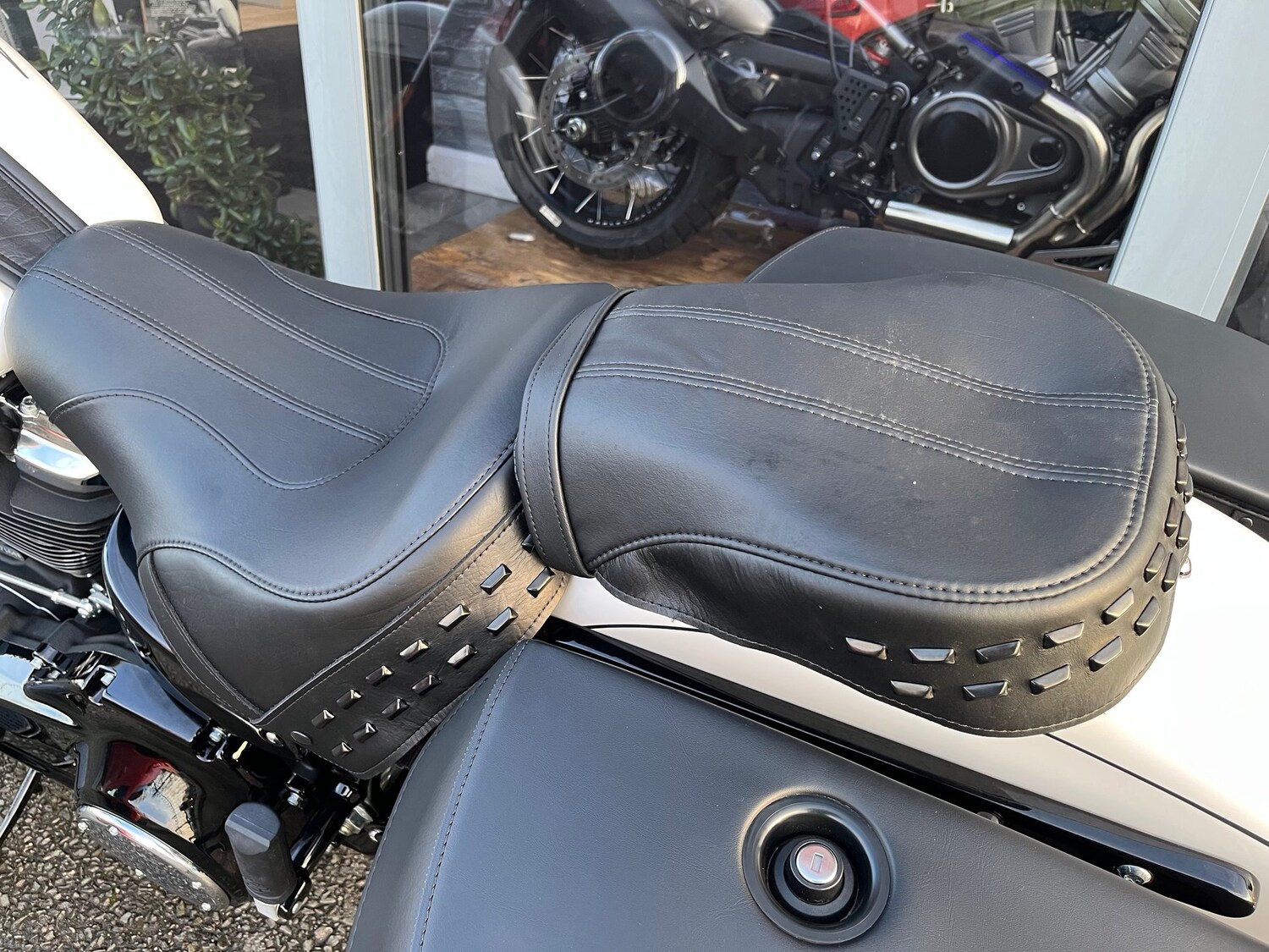 Harley-Davidson SOFTAIL FLHC HERITAGE CLASSIC