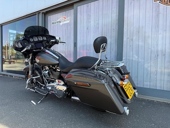 Used Harley-Davidson TOURING STREET GLIDE 2024 for sale - bike-79495605: Photo