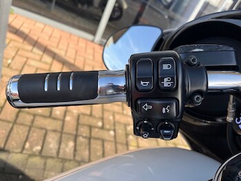 Used Harley-Davidson TOURING STREET GLIDE 2015 for sale - bike-77750287: Photo